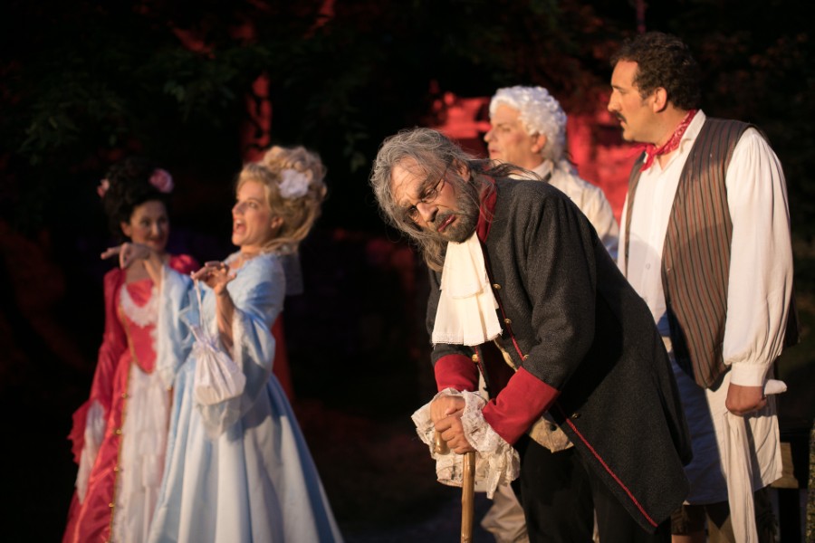 2021_Die.Wirtin (5).jpg